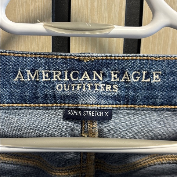 American Eagle Outfitters Ripped Blue Boyfriend Jeans - Picture 3 of 5